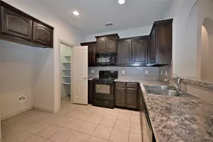 5921 Comanche Peak Dr, Fort Worth, TX 76179 - Photo 8
