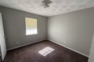 301 Lakewood Dr, DeSoto, TX 75115 - Photo 24