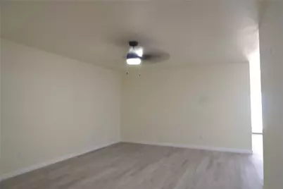 313 Boulder Court, Burleson, TX 76028 - Photo 30