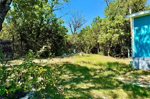 2618 Creekview Dr, Granbury, TX 76048 - Photo 32