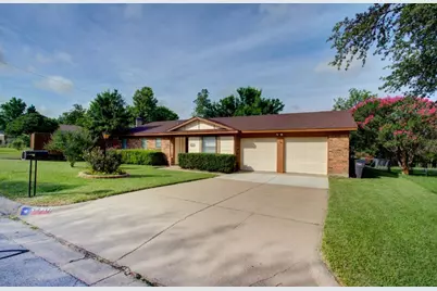 6470 Westrock Drive, Fort Worth, TX 76133 - Photo 2