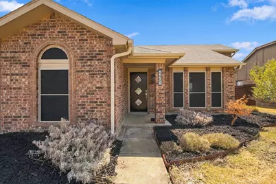 4405 Queen Circle, The Colony, TX 75056 - Photo 4