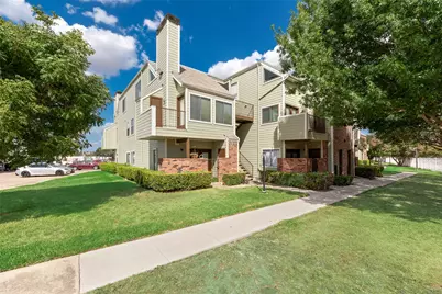 3129 Sondra Drive #102, Fort Worth, TX 76107 - Photo 2