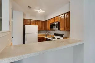 3129 Sondra Dr, Fort Worth, TX 76107 - Photo 10