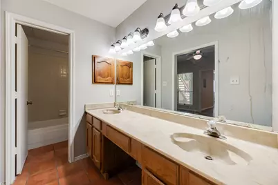 3129 Sondra Drive #102, Fort Worth, TX 76107 - Photo 20