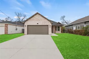 3335 Spring Ave, Dallas, TX 75215 - Photo 2