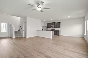 9716 Teton Vis Dr, Fort Worth, TX 76140 - Photo 2