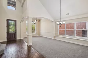 15221 Mount Evans Dr, Little Elm, TX 75068 - Photo 6