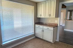 2107 Rose Cliff Ln, Carrollton, TX 75007 - Photo 12
