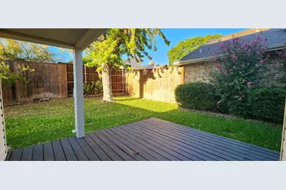 2107 Rose Cliff Lane, Carrollton, TX 75007 - Photo 32