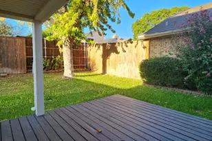 2107 Rose Cliff Ln, Carrollton, TX 75007 - Photo 32