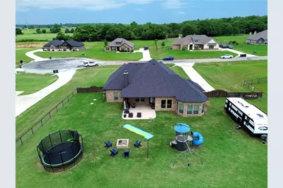 1027 Hope Court, Boyd, TX 76023 - Photo 28
