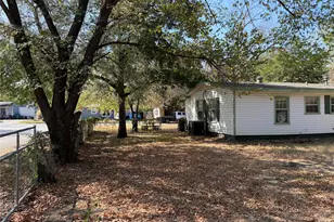 4209 Monna St, Haltom City, TX 76117 - Photo 22