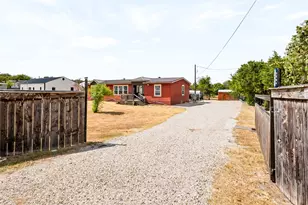 170 Western Lake Dr, Weatherford, TX 76087 - Photo 2
