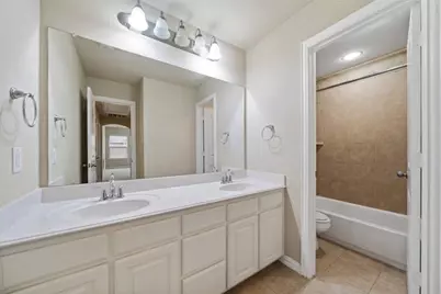 100 Liones Lane, Lewisville, TX 75056 - Photo 16