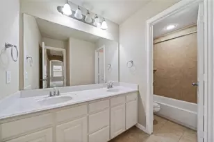 100 Liones Ln, Lewisville, TX 75056 - Photo 16