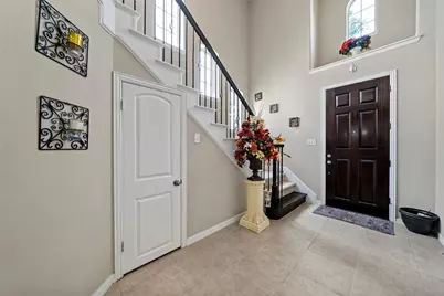 100 Liones Lane, Lewisville, TX 75056 - Photo 2