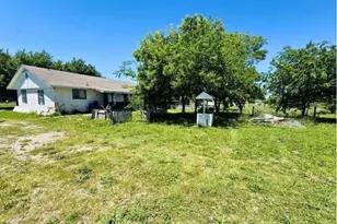 310 Broadway Ave, Anna, TX 75409 - Photo 8