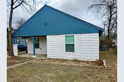 2204 Prairie Avenue, Fort Worth, TX 76164 - Photo 2
