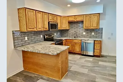 2204 Prairie Avenue, Fort Worth, TX 76164 - Photo 4