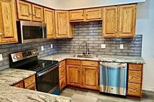 2204 Prairie Ave, Fort Worth, TX 76164 - Photo 6