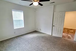 2204 Prairie Ave, Fort Worth, TX 76164 - Photo 14