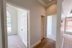 8703 StoneCrest Dr, Irving, TX 75063 - Photo 16
