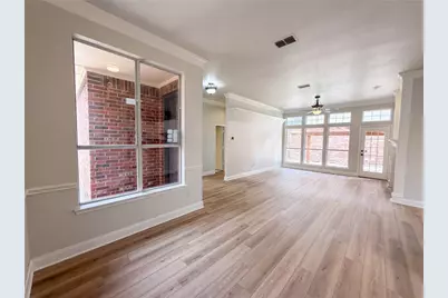 8703 Stonecrest Drive, Irving, TX 75063 - Photo 10