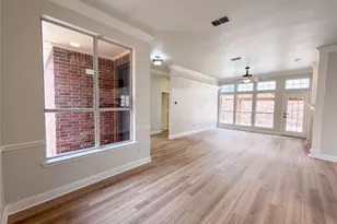 8703 StoneCrest Dr, Irving, TX 75063 - Photo 10