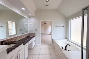 8703 StoneCrest Dr, Irving, TX 75063 - Photo 20