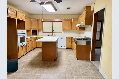 316 S Erath Street, Iredell, TX 76649 - Photo 4