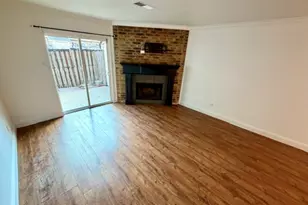 621 Carriagehouse Ln, Garland, TX 75040 - Photo 8