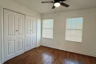 621 Carriagehouse Ln, Garland, TX 75040 - Photo 4