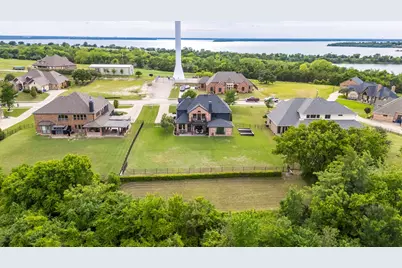 1017 Hilltop Drive, Lavon, TX 75166 - Photo 36