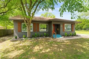 2405 Monroe St, Commerce, TX 75428 - Photo 4