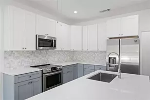 2405 Monroe St, Commerce, TX 75428 - Photo 8
