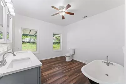 2405 Monroe Street, Commerce, TX 75428 - Photo 16