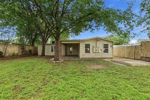 1314 E Lovers Ln, Arlington, TX 76010 - Photo 38
