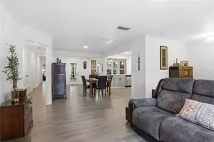 1314 E Lovers Ln, Arlington, TX 76010 - Photo 6