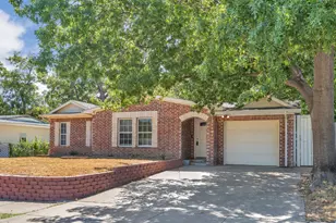 1314 E Lovers Ln, Arlington, TX 76010 - Photo 2