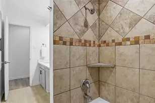 1314 E Lovers Ln, Arlington, TX 76010 - Photo 30