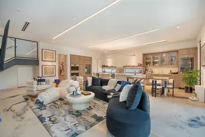 60 Vanguard Way, Dallas, TX 75243 - Photo 2