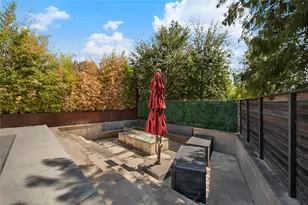 60 Vanguard Way, Dallas, TX 75243 - Photo 14
