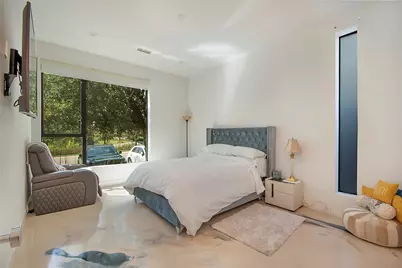 60 Vanguard Way, Dallas, TX 75243 - Photo 18