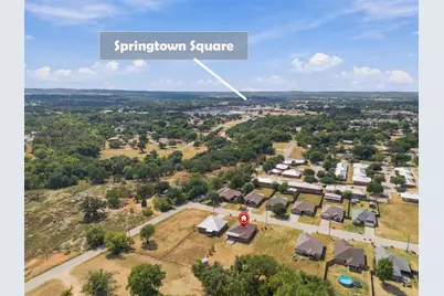 108 Chisolm Trail Court, Springtown, TX 76082 - Photo 32