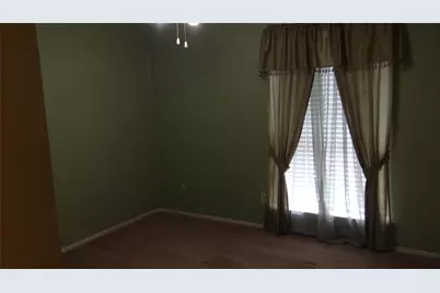 2107 Bordeaux Drive, Carrollton, TX 75007 - Photo 10