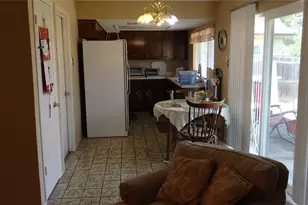 2107 Bordeaux Dr, Carrollton, TX 75007 - Photo 4