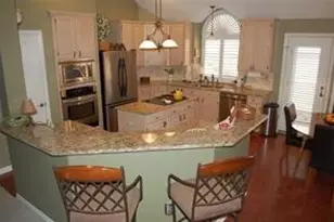 8636 Mill Creek Rd, Irving, TX 75063 - Photo 2