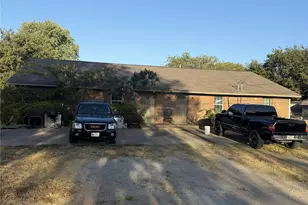 615 N Main St, Aubrey, TX 76227 - Photo 1