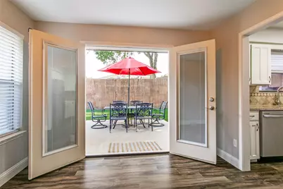 529 Essex Place, Euless, TX 76039 - Photo 8